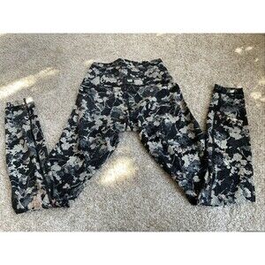 Lululemon Wunder Under High Rise 28” Leggings in Spring Bloom Size 4 EUC